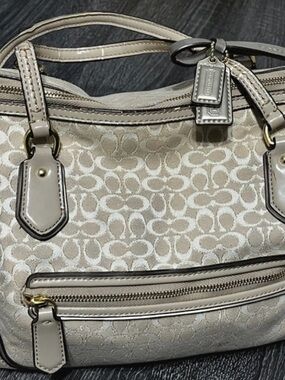 Coach Signature Purse